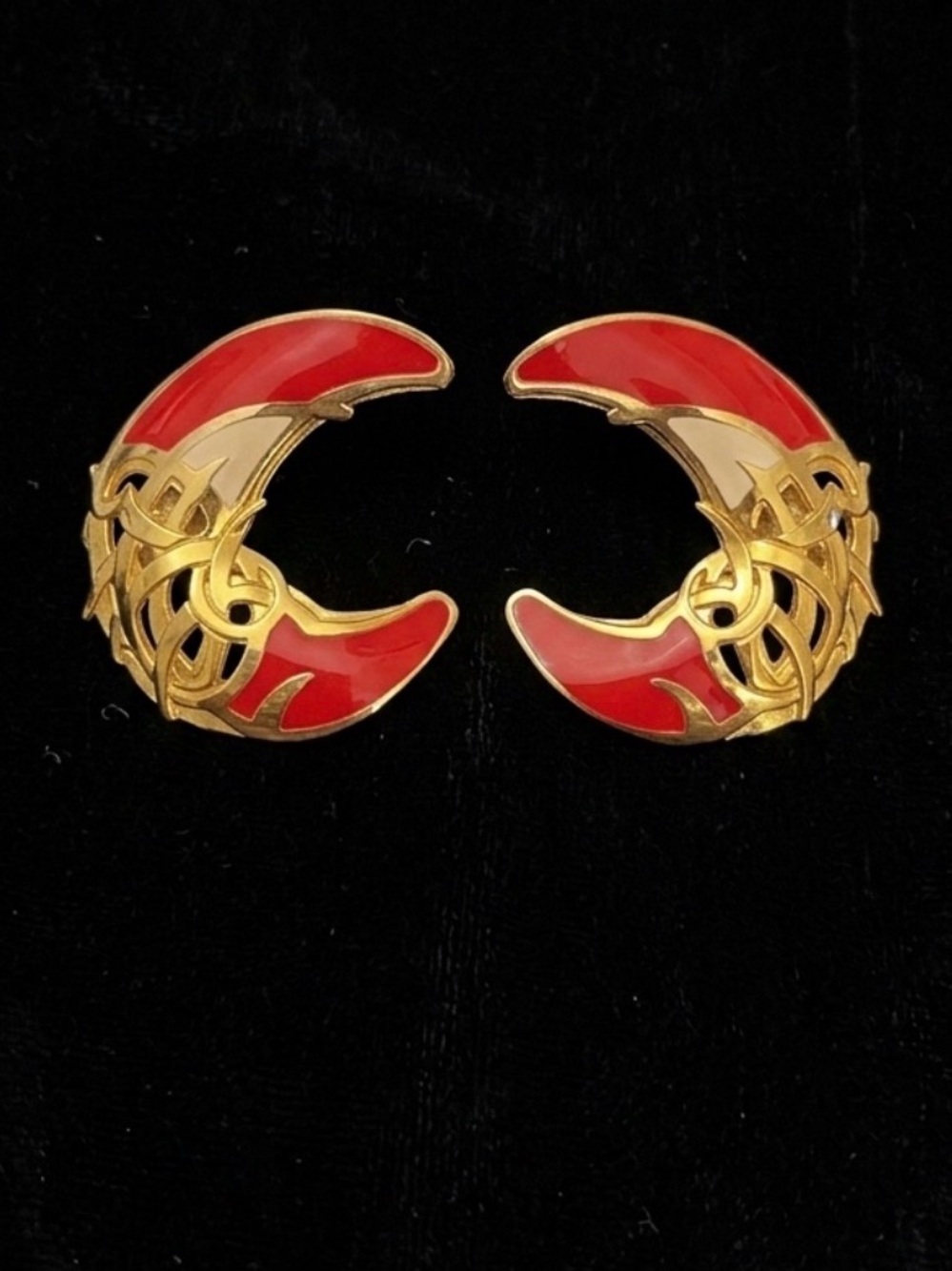 #70 EDGAR BEREBI Vintage Gold-tone w/ Red & Cream Enamel Crescent Moon Earrings